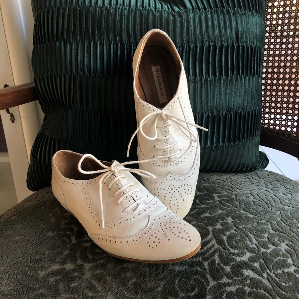 Zara woman cream leather oxfords